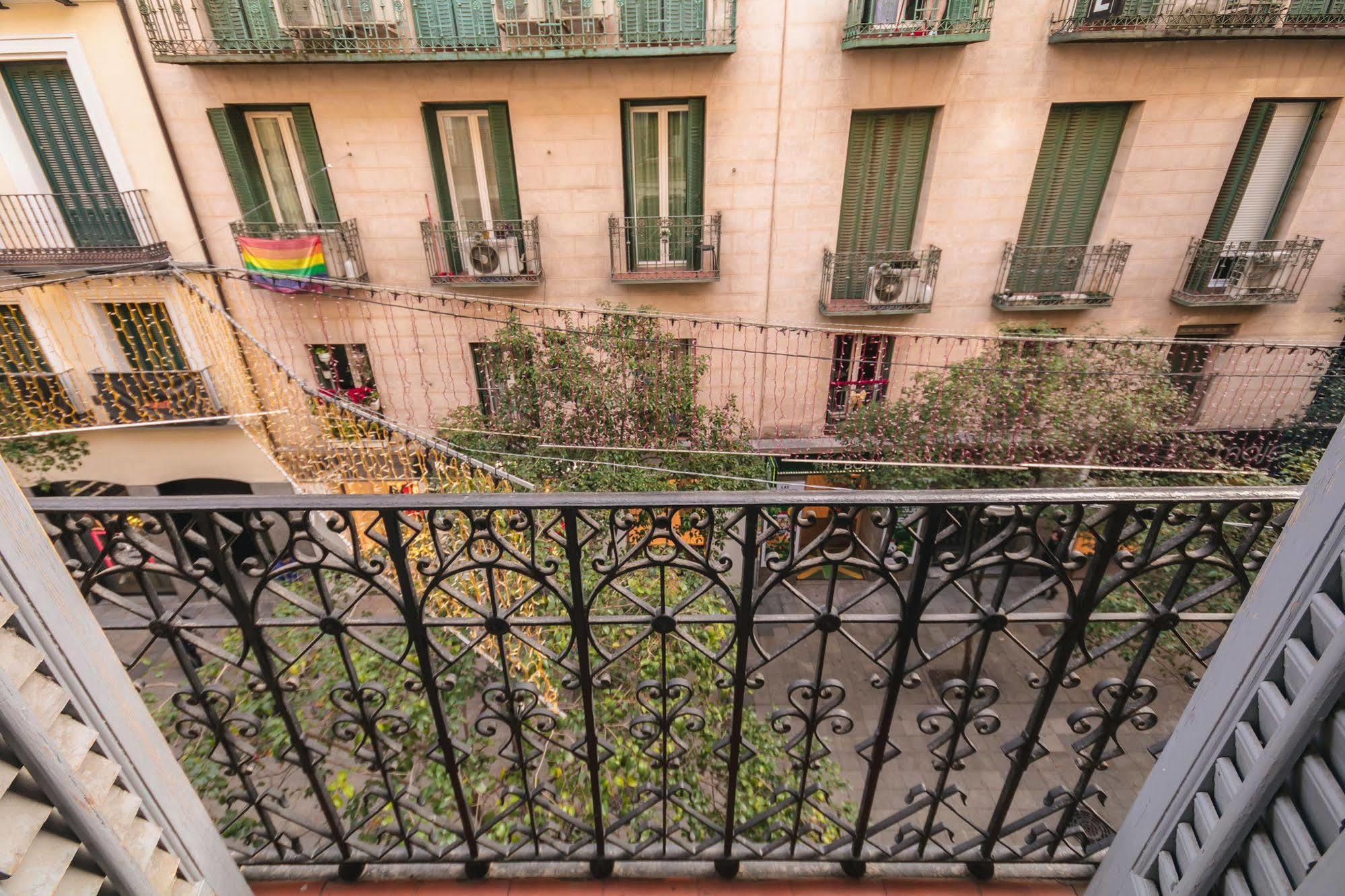 Fuencarral Appartamento Madrid Esterno foto